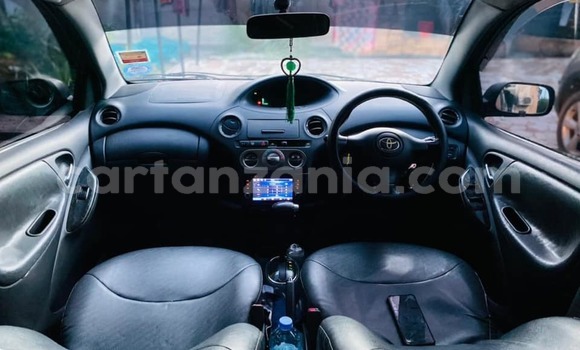 Buy Used Toyota Vitz Green Car in Dar es Salaam in Dar es Salaam Buy Used Toyota Vitz Green Car in Dar es Salaam in Dar es Salaam