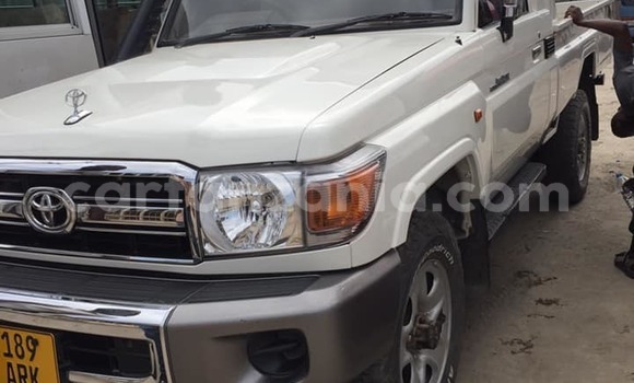 Buy Used Toyota Land Cruiser White Car in Dar es Salaam in Dar es Salaam Buy Used Toyota Land Cruiser White Car in Dar es Salaam in Dar es Salaam