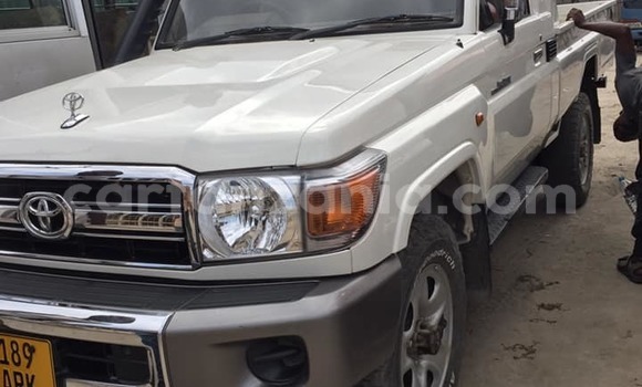 Buy Used Toyota Land Cruiser White Car in Dar es Salaam in Dar es Salaam Buy Used Toyota Land Cruiser White Car in Dar es Salaam in Dar es Salaam