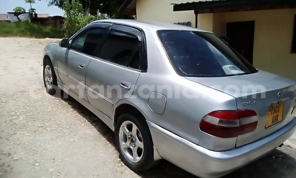 Nunua Ilio tumika Toyota Corolla Fedha Gari ndani ya Dar es Salaam nchini Dar es Salaam Nunua Ilio tumika Toyota Corolla Fedha Gari ndani ya Dar es Salaam nchini Dar es Salaam