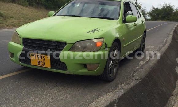 Buy Used Toyota Altezza Green Car in Dar es Salaam in Dar es Salaam