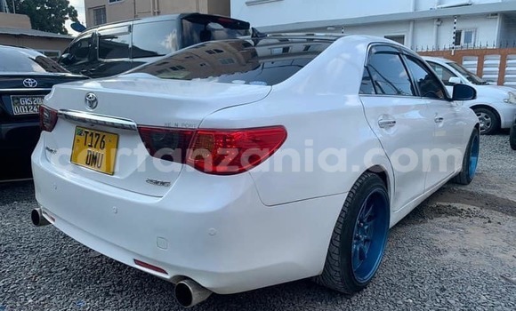 Buy Used Toyota Mark X White Car in Dar es Salaam in Dar es Salaam Buy Used Toyota Mark X White Car in Dar es Salaam in Dar es Salaam