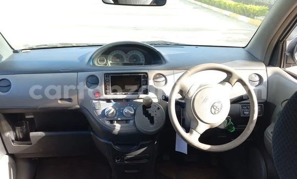 Buy Used Toyota Sienta Silver Car in Dar es Salaam in Dar es Salaam Buy Used Toyota Sienta Silver Car in Dar es Salaam in Dar es Salaam