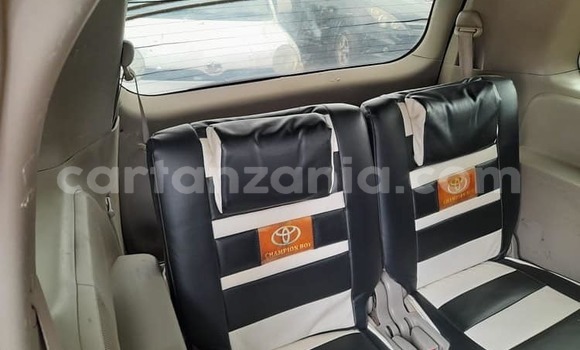 Buy Used Toyota ISis White Car in Dar es Salaam in Dar es Salaam Buy Used Toyota ISis White Car in Dar es Salaam in Dar es Salaam