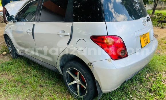 Buy Used Toyota IST Silver Car in Dar es Salaam in Dar es Salaam Buy Used Toyota IST Silver Car in Dar es Salaam in Dar es Salaam