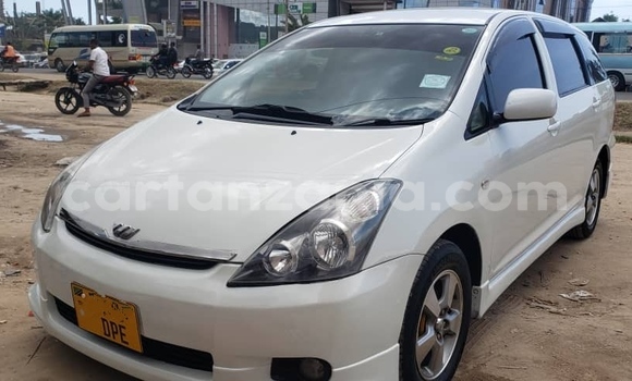 Buy Used Toyota Wish White Car in Dar es Salaam in Dar es Salaam Buy Used Toyota Wish White Car in Dar es Salaam in Dar es Salaam