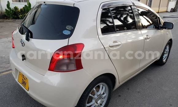 Buy Used Toyota Vitz White Car in Ubungo in Dar es Salaam Buy Used Toyota Vitz White Car in Ubungo in Dar es Salaam
