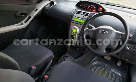 Buy Used Toyota Vitz White Car in Ubungo in Dar es Salaam Buy Used Toyota Vitz White Car in Ubungo in Dar es Salaam