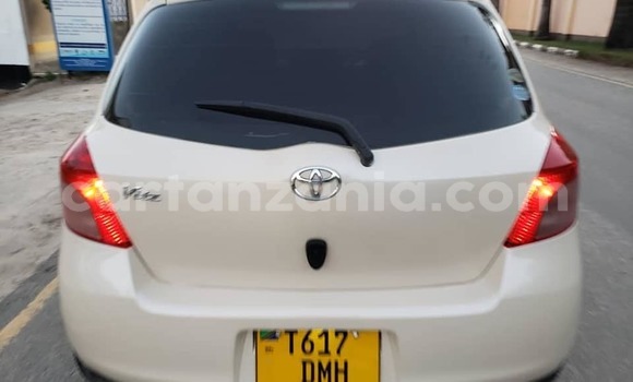 Buy Used Toyota Vitz White Car in Ubungo in Dar es Salaam Buy Used Toyota Vitz White Car in Ubungo in Dar es Salaam