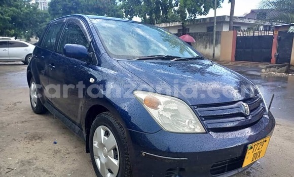 Nunua Ilio tumika Toyota IST Bluu Gari ndani ya Kigamboni nchini Dar es Salaam Nunua Ilio tumika Toyota IST Bluu Gari ndani ya Kigamboni nchini Dar es Salaam