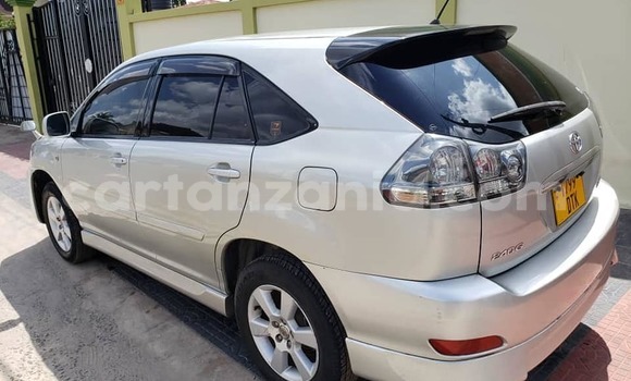 Buy Used Toyota Harrier Silver Car in Dar es Salaam in Dar es Salaam
