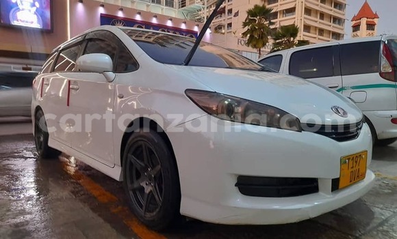 Buy Used Toyota Wish White Car in Dar es Salaam in Dar es Salaam