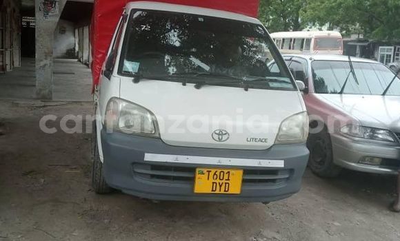 Nunua Ilio tumika Toyota LiteAce Nyeupe Gari ndani ya Dar es Salaam nchini Dar es Salaam Nunua Ilio tumika Toyota LiteAce Nyeupe Gari ndani ya Dar es Salaam nchini Dar es Salaam