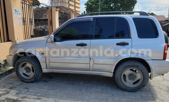 Buy Used Suzuki Escudo Silver Car in Dar es Salaam in Dar es Salaam