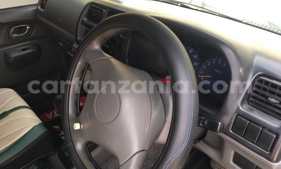 Nunua Ilio tumika Suzuki Jimny Nyeupe Gari ndani ya Dar es Salaam nchini Dar es Salaam Nunua Ilio tumika Suzuki Jimny Nyeupe Gari ndani ya Dar es Salaam nchini Dar es Salaam