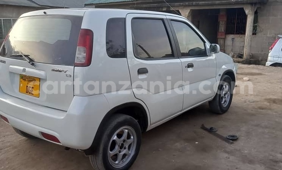 Buy Used Suzuki Swift White Car in Dar es Salaam in Dar es Salaam Buy Used Suzuki Swift White Car in Dar es Salaam in Dar es Salaam