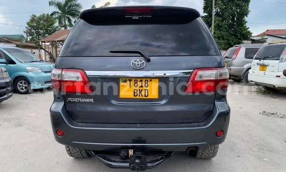 Buy Used Toyota Fortuner Black Car in Dar es Salaam in Dar es Salaam Buy Used Toyota Fortuner Black Car in Dar es Salaam in Dar es Salaam