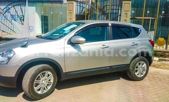 Buy Used Nissan Dualis Silver Car in Dar es Salaam in Dar es Salaam Buy Used Nissan Dualis Silver Car in Dar es Salaam in Dar es Salaam