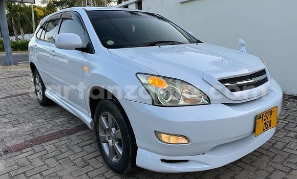 Buy Used Toyota Harrier White Car in Dar es Salaam in Dar es Salaam Buy Used Toyota Harrier White Car in Dar es Salaam in Dar es Salaam
