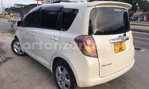 Buy Used Toyota Ractis White Car in Dar es Salaam in Dar es Salaam Buy Used Toyota Ractis White Car in Dar es Salaam in Dar es Salaam