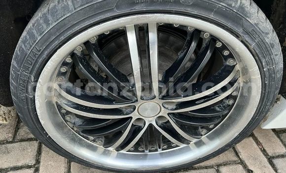 Buy Used Toyota Crown White Car in Dar es Salaam in Dar es Salaam Buy Used Toyota Crown White Car in Dar es Salaam in Dar es Salaam