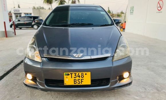Nunua Ilio tumika Toyota Wish Nyeusi Gari ndani ya Dar es Salaam nchini Dar es Salaam