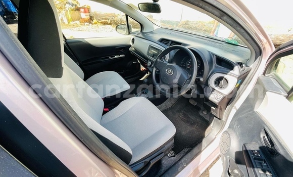 Nunua Mpya Toyota Vitz Nyingine Gari ndani ya Dar es Salaam nchini Dar es Salaam Nunua Mpya Toyota Vitz Nyingine Gari ndani ya Dar es Salaam nchini Dar es Salaam