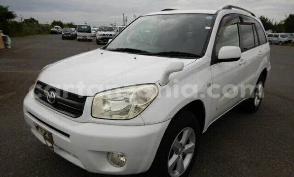 Buy Used Toyota RAV4 White Car in Dar es Salaam in Dar es Salaam Buy Used Toyota RAV4 White Car in Dar es Salaam in Dar es Salaam