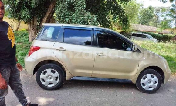 Buy Used Toyota IST Brown Car in Dar es Salaam in Dar es Salaam Buy Used Toyota IST Brown Car in Dar es Salaam in Dar es Salaam