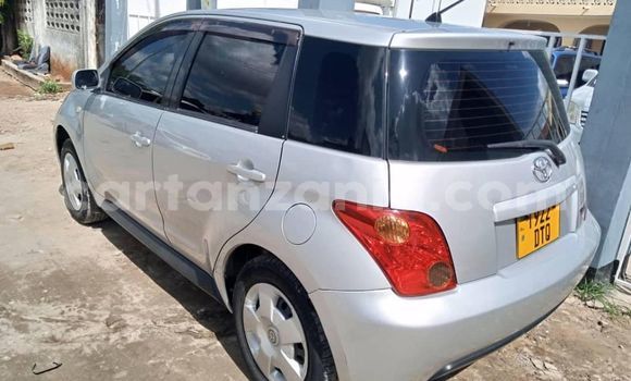 Nunua Ilio tumika Toyota IST Fedha Gari ndani ya Dar es Salaam nchini Dar es Salaam Nunua Ilio tumika Toyota IST Fedha Gari ndani ya Dar es Salaam nchini Dar es Salaam