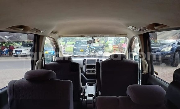 Buy Used Nissan Serena Silver Car in Dar es Salaam in Dar es Salaam Buy Used Nissan Serena Silver Car in Dar es Salaam in Dar es Salaam