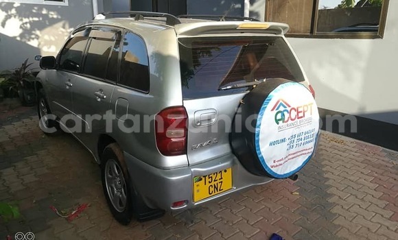 Buy Used Toyota RAV4 Silver Car in Dar es Salaam in Dar es Salaam Buy Used Toyota RAV4 Silver Car in Dar es Salaam in Dar es Salaam