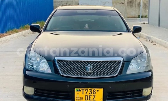 Buy Used Toyota Crown Black Car in Dar es Salaam in Dar es Salaam