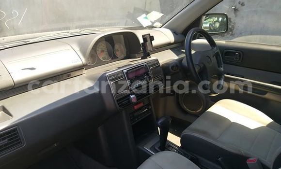 Nunua Imported Nissan X–Trail Nyeusi Gari ndani ya Dar es Salaam nchini Dar es Salaam Nunua Imported Nissan X–Trail Nyeusi Gari ndani ya Dar es Salaam nchini Dar es Salaam