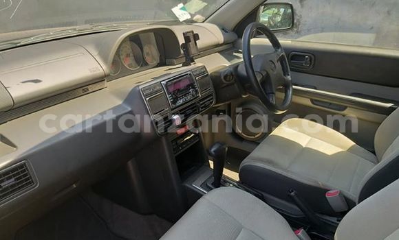 Nunua Imported Nissan X–Trail Nyeusi Gari ndani ya Dar es Salaam nchini Dar es Salaam Nunua Imported Nissan X–Trail Nyeusi Gari ndani ya Dar es Salaam nchini Dar es Salaam