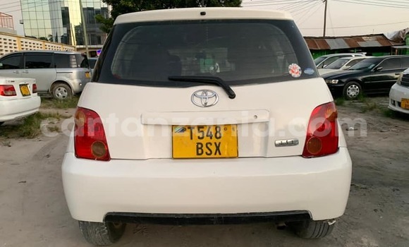 Buy Used Toyota IST White Car in Dar es Salaam in Dar es Salaam Buy Used Toyota IST White Car in Dar es Salaam in Dar es Salaam