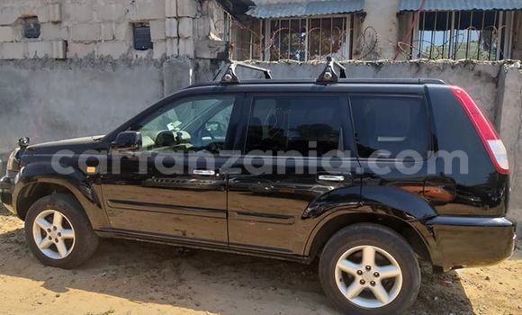 Nunua Imported Nissan X–Trail Nyeusi Gari ndani ya Dar es Salaam nchini Dar es Salaam Nunua Imported Nissan X–Trail Nyeusi Gari ndani ya Dar es Salaam nchini Dar es Salaam