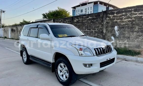 Buy Used Toyota Land Cruiser Prado White Car in Dar es Salaam in Dar es Salaam
