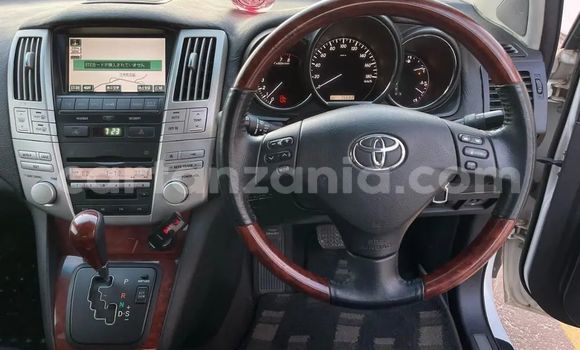 Buy Used Toyota Harrier White Car in Dar es Salaam in Dar es Salaam Buy Used Toyota Harrier White Car in Dar es Salaam in Dar es Salaam