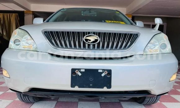 Buy Used Toyota Harrier Silver Car in Dar es Salaam in Dar es Salaam