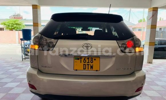 Buy Used Toyota Harrier Silver Car in Dar es Salaam in Dar es Salaam Buy Used Toyota Harrier Silver Car in Dar es Salaam in Dar es Salaam
