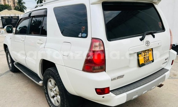 Nunua Ilio tumika Toyota Hilux Surf Nyeupe Gari ndani ya Dar es Salaam nchini Dar es Salaam Nunua Ilio tumika Toyota Hilux Surf Nyeupe Gari ndani ya Dar es Salaam nchini Dar es Salaam