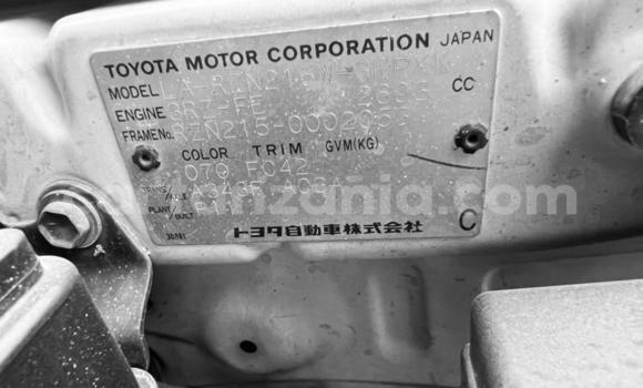 Nunua Ilio tumika Toyota Hilux Surf Nyeupe Gari ndani ya Dar es Salaam nchini Dar es Salaam Nunua Ilio tumika Toyota Hilux Surf Nyeupe Gari ndani ya Dar es Salaam nchini Dar es Salaam