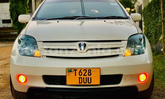 Nunua Ilio tumika Toyota IST Nyeupe Gari ndani ya Dar es Salaam nchini Dar es Salaam Nunua Ilio tumika Toyota IST Nyeupe Gari ndani ya Dar es Salaam nchini Dar es Salaam