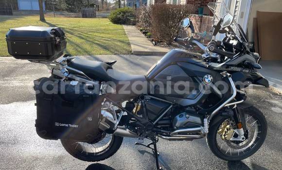 Nunua Ilio tumika BMW R1200GS Adventure Bluu Bike ndani ya Dar es Salaam nchini Dar es Salaam