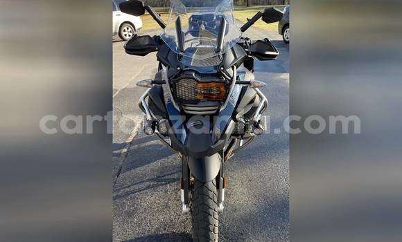 Nunua Ilio tumika BMW R1200GS Adventure Bluu Bike ndani ya Dar es Salaam nchini Dar es Salaam Nunua Ilio tumika BMW R1200GS Adventure Bluu Bike ndani ya Dar es Salaam nchini Dar es Salaam
