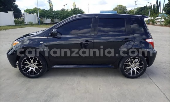 Buy Used Toyota IST Black Car in Dar es Salaam in Dar es Salaam Buy Used Toyota IST Black Car in Dar es Salaam in Dar es Salaam