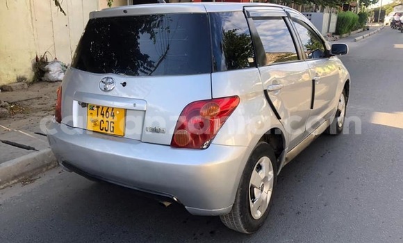 Buy Used Toyota IST Silver Car in Dar es Salaam in Dar es Salaam Buy Used Toyota IST Silver Car in Dar es Salaam in Dar es Salaam