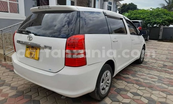 Buy Used Toyota Wish White Car in Dar es Salaam in Dar es Salaam Buy Used Toyota Wish White Car in Dar es Salaam in Dar es Salaam