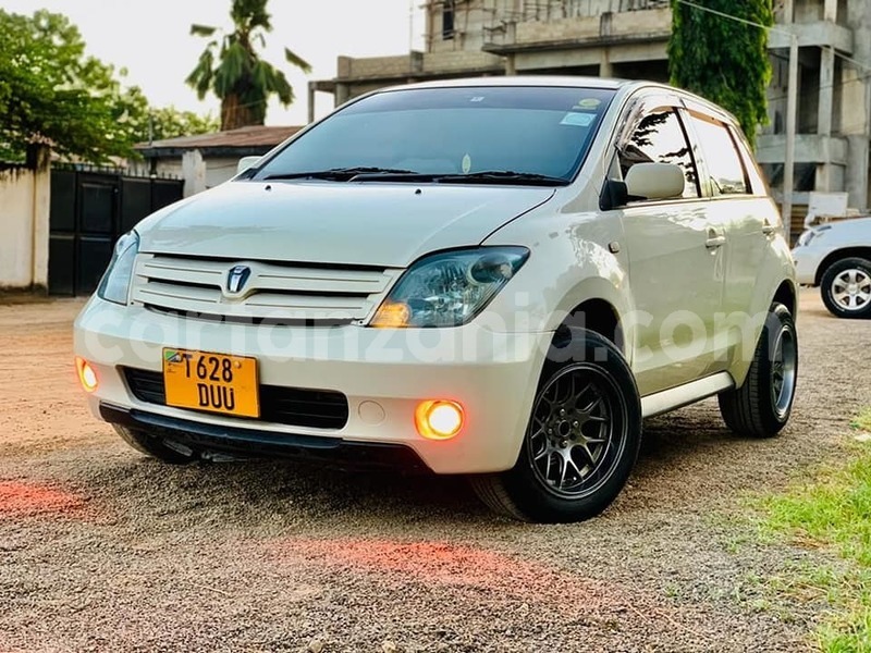 Big with watermark toyota ist dar es salaam dar es salaam 14585